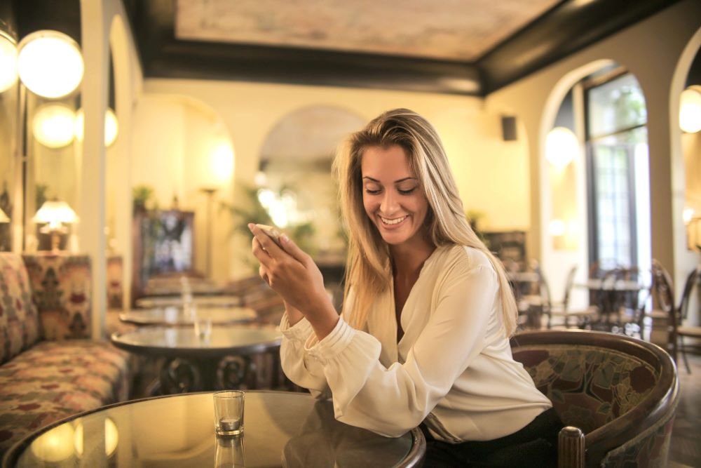 Comment vérifier gratuitement les messages texte de ma petite amie ?